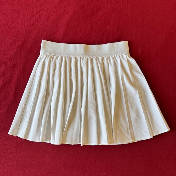 White tennis skort - Picture 1 of 10